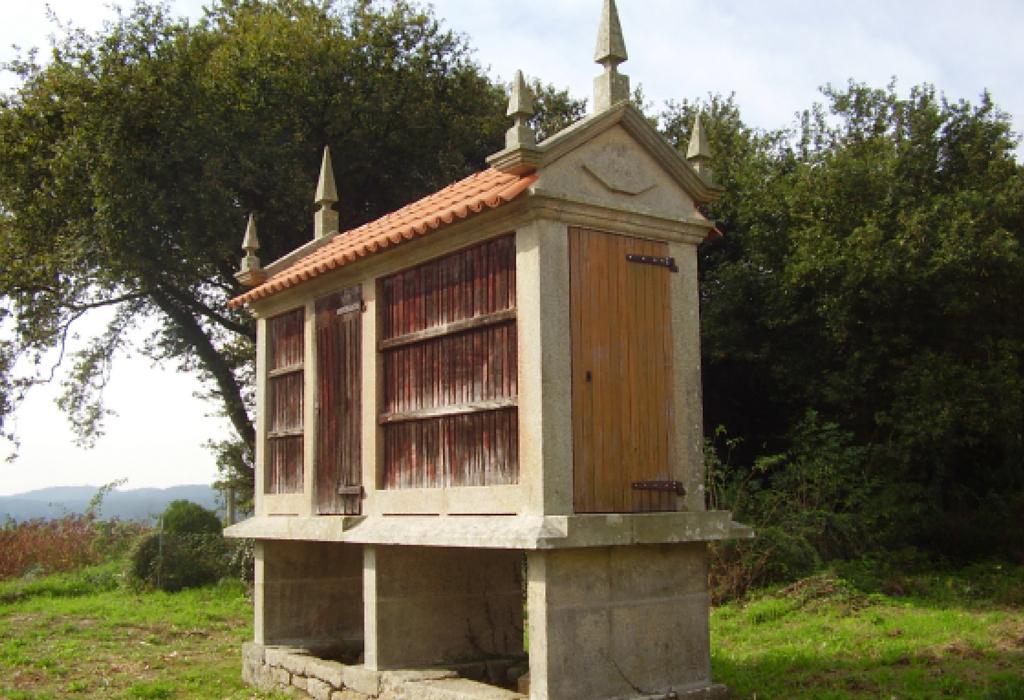 Hórreo de Reboiras - Dodro - San Xián de Laíño