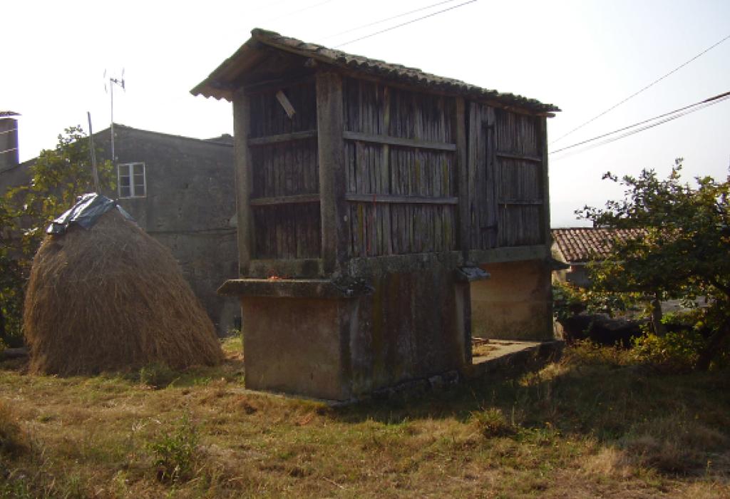 Hórreo de Revixós - Dodro - Santa María de Dodro