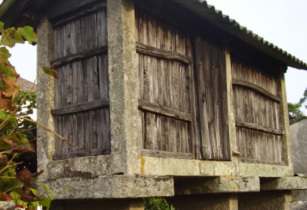 Hórreo de Rialiño - Dodro - San Xián de Laíño