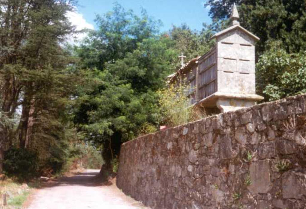 Hórreo de San Xulián - Pontecesures - San Xulián de Pontecesures