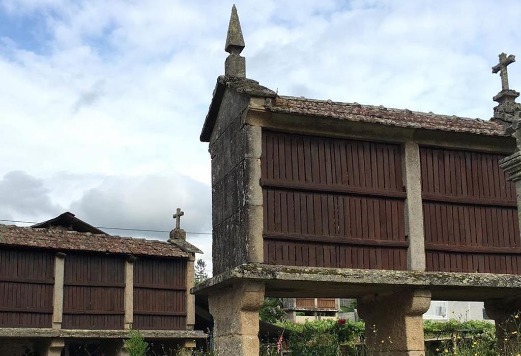 Hórreo de Tarrío - Padrón - Santa María de Cruces