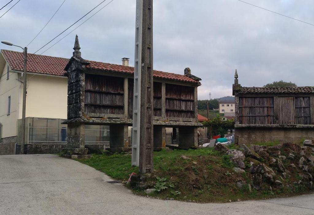 Hórreo de Tarrío - Dodro - San Xián de Laíño