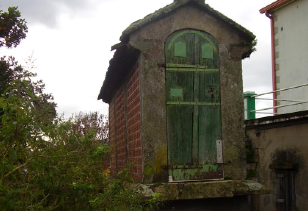 Hórreo de Tarrío - Dodro - San Xián de Laíño
