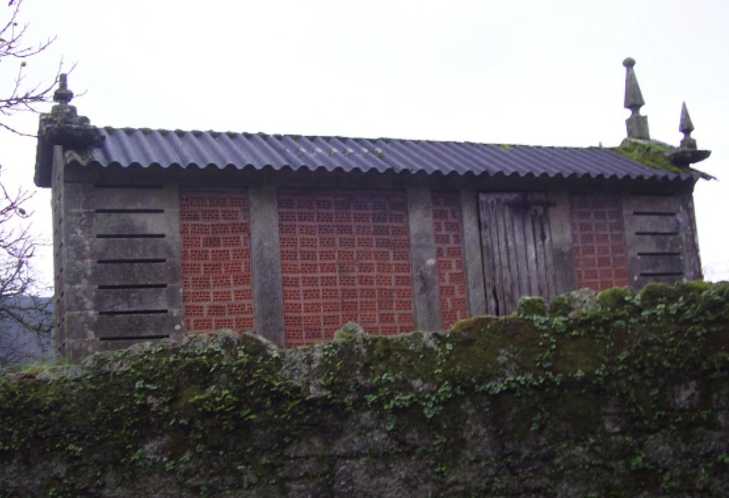Hórreo de Teaio - Dodro - San Xoán de Laíño
