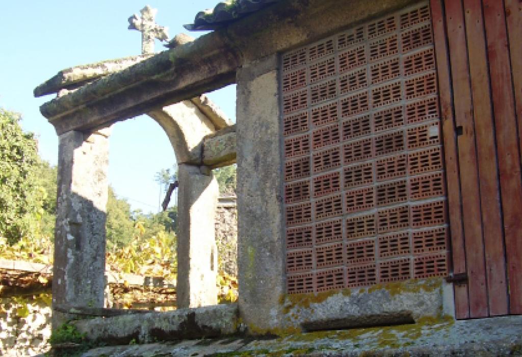 Hórreo de Traxeito - Dodro - San Xián de Laíño