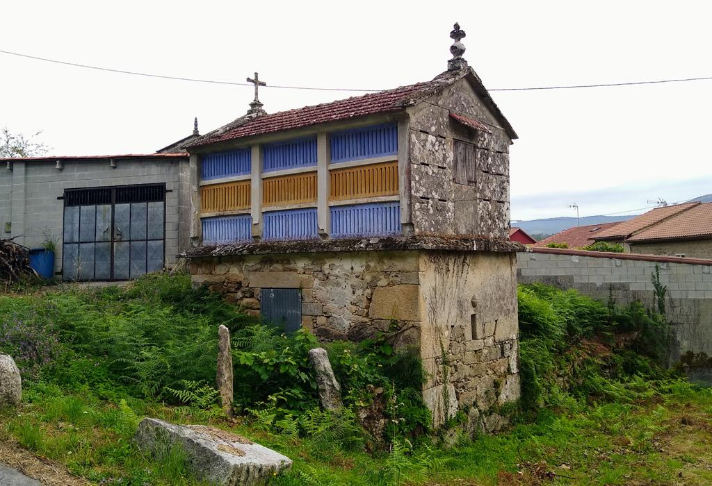 Hórreo do Reguengo - Valga - San Salvador de Setecoros