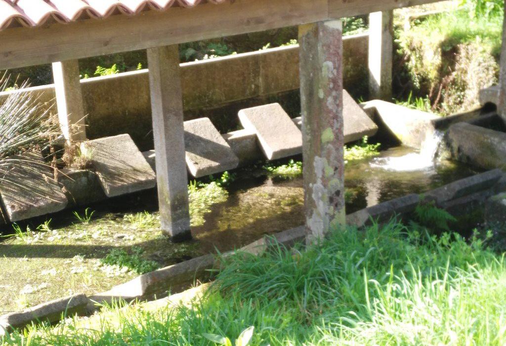 Lavadoiro de Bexo - Dodro - San Xoán de Laíño