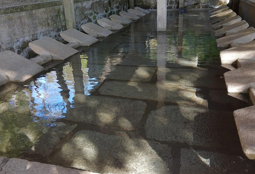 Lavadoiro de Lestrobe - Dodro - Santa María de Dodro