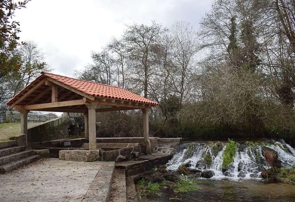 Lavadoiro do Souto - Valga - Santa Cristina de Campaña