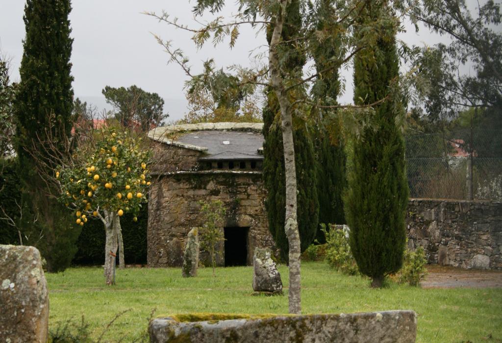 Pombal da Casa do Laxido - Rianxo - Santa María de Asados